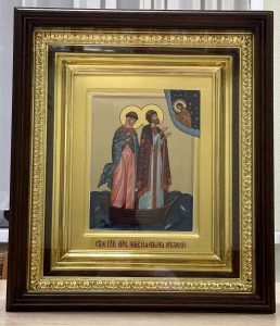 Икона «Петр и Феврония» в резном киоте Кстово